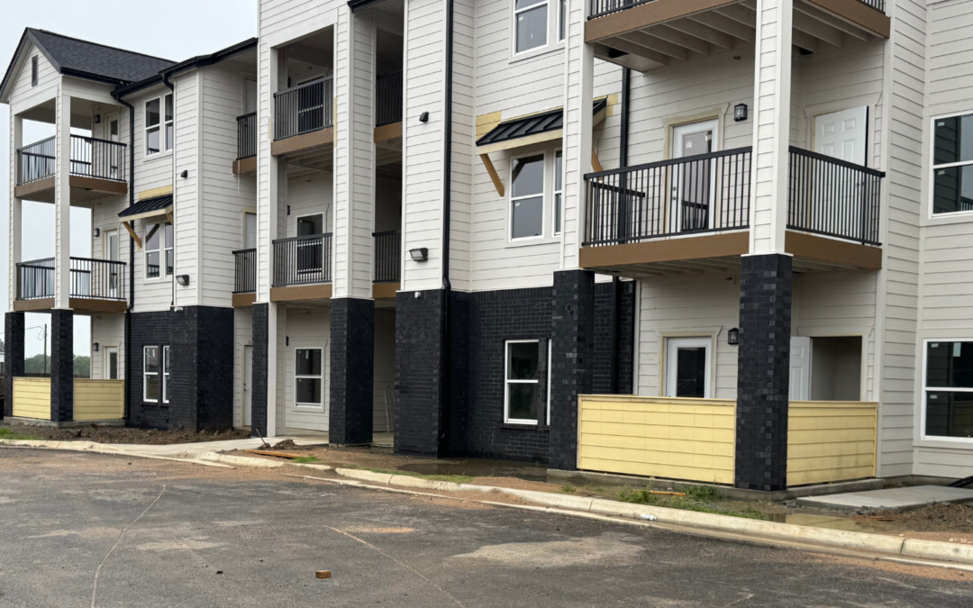 Project Spotlight: Williamsburg Black Brick Brings Modern Contrast to Pryor, OK Apartment Community